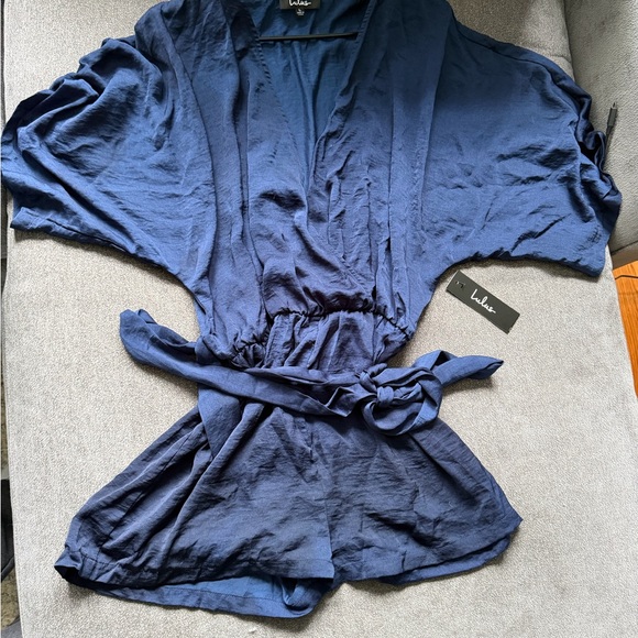 Lulu's Navy Blue Satin Romper— Large— NWT - Picture 3 of 5
